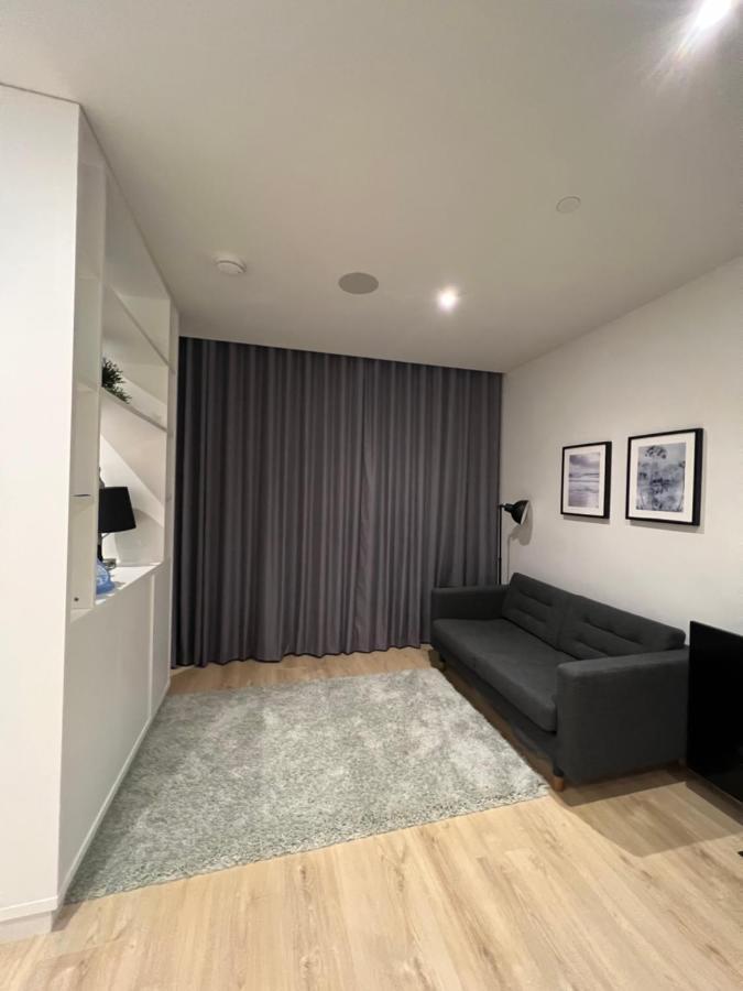 London Heathrow Airport Apartment Voyager House Terminal 12345 - Ev Electric And Parking Available Hillingdon Esterno foto