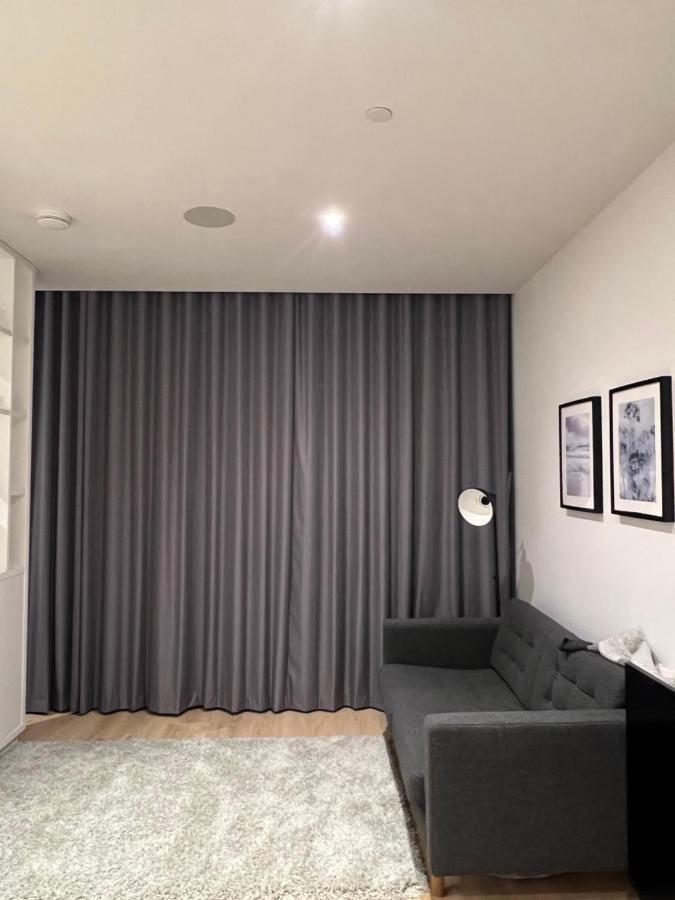 London Heathrow Airport Apartment Voyager House Terminal 12345 - Ev Electric And Parking Available Hillingdon Esterno foto