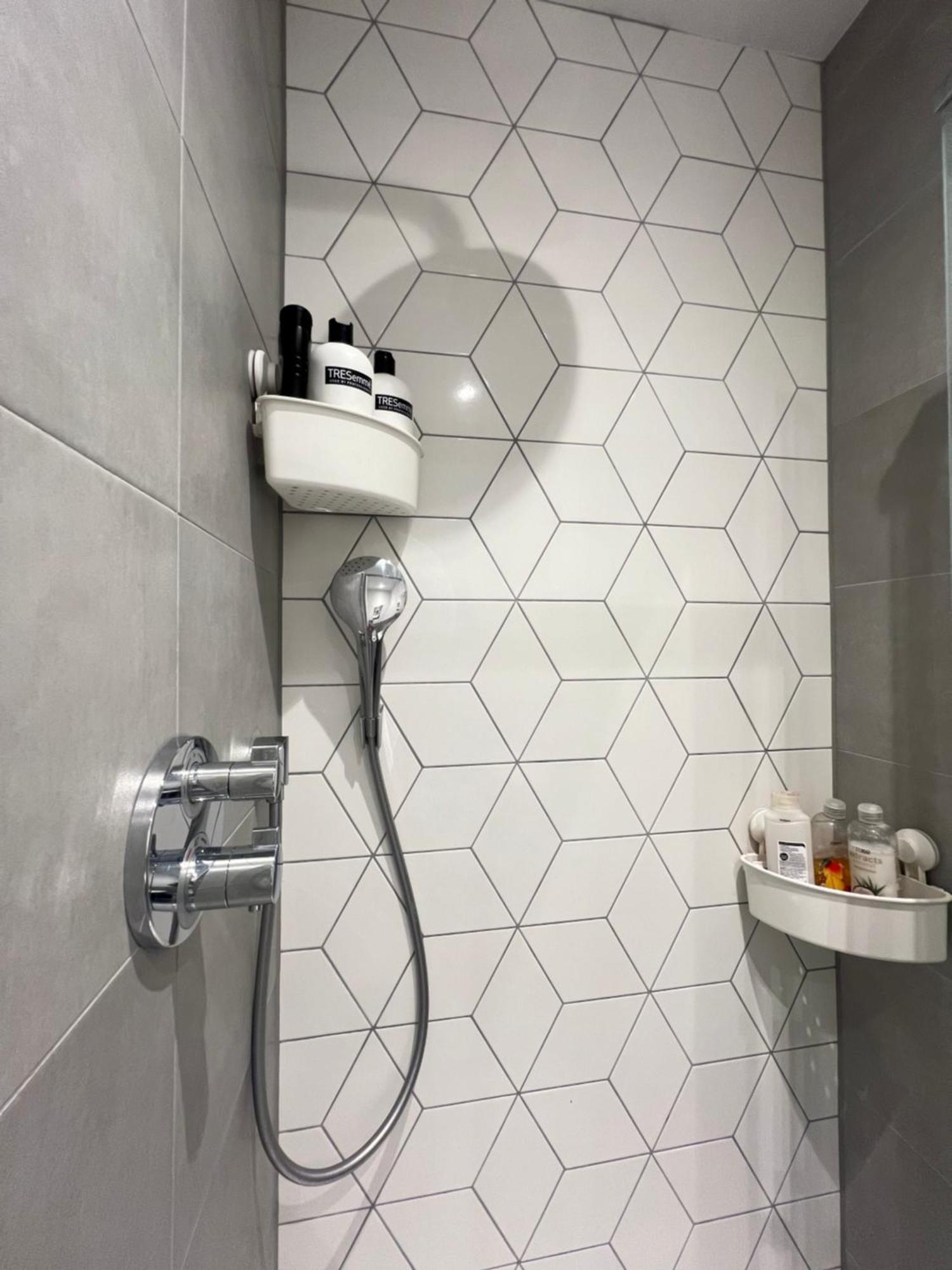 London Heathrow Airport Apartment Voyager House Terminal 12345 - Ev Electric And Parking Available Hillingdon Esterno foto