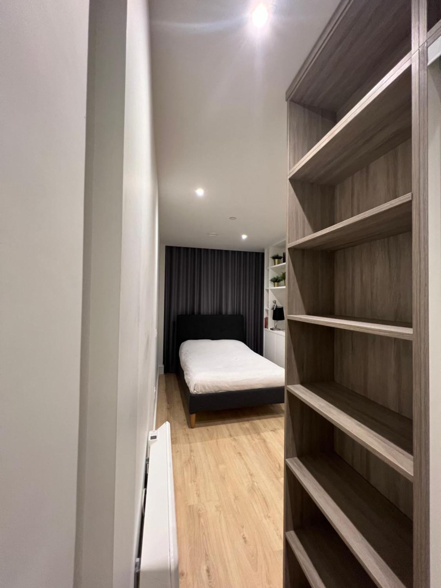 London Heathrow Airport Apartment Voyager House Terminal 12345 - Ev Electric And Parking Available Hillingdon Esterno foto